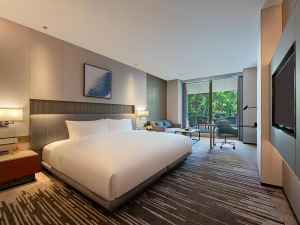 Dongguan Forum Hotel and Apartment - Former Pullman hotel Dongguan Forum : photo 3 de la chambre executive king size room, mountain view