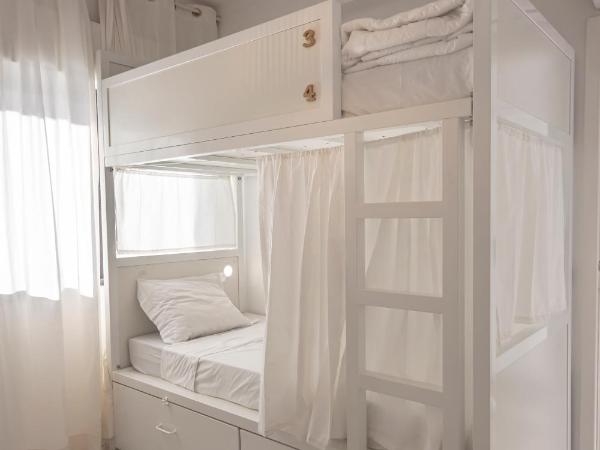 Sun Lovers Hostel : photo 5 de la chambre lit dans dortoir pour femmes de 4 lits