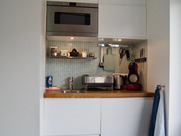 Room With A Few : photo 5 de la chambre appartement - rez-de-chaussée