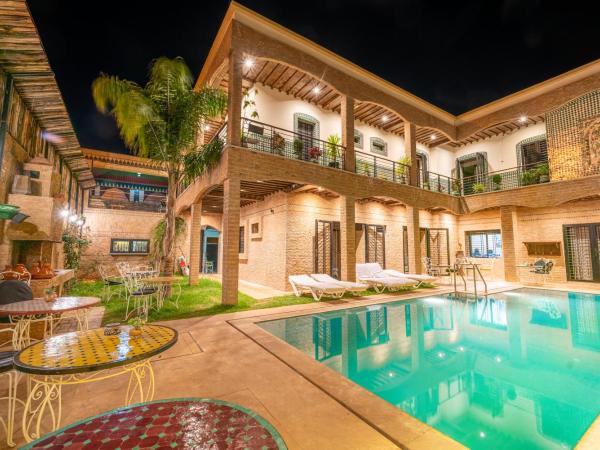 Riad Les Nuits De Fès : photo 4 de la chambre chambre double avec salle de bains privative