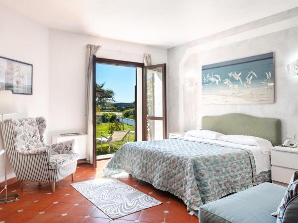 Hotel Stefania Boutique Hotel by the Beach : photo 5 de la chambre chambre double classique - vue sur mer