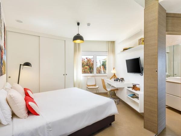 AP Adriana Beach Resort : photo 2 de la chambre penthouse