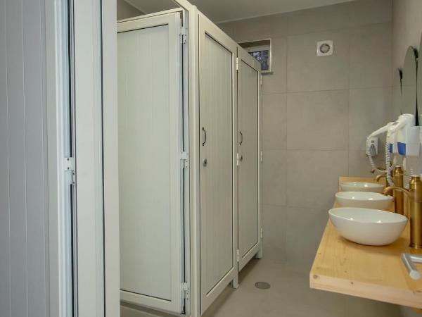 Sun Lovers Hostel : photo 10 de la chambre lit simple dans dortoir pour femmes