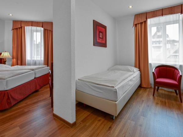 Hotel Continental : photo 1 de la chambre chambre triple deluxe