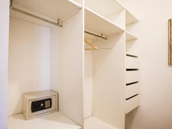 Posada de Rosas : photo 3 de la chambre chambre familiale avec salle de bains privative