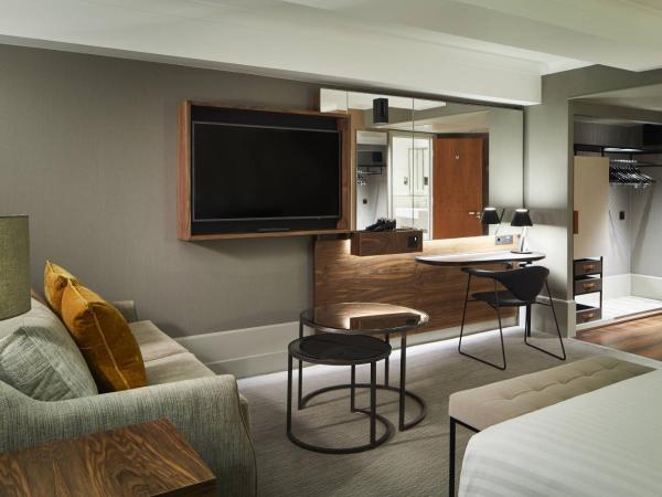 London Marriott Hotel Kensington : photo 2 de la chambre suite junior avec accs au salon excutif