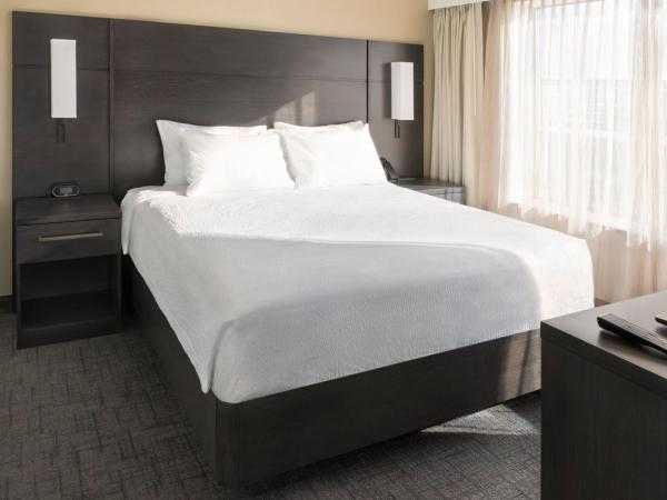 Residence Inn by Marriott Sacramento Downtown at Capitol Park : photo 2 de la chambre suite 2 chambres avec lit king-size