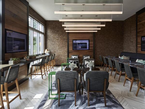 Seattle Marriott Waterfront : photo 10 de la chambre chambre king - niveau concierge