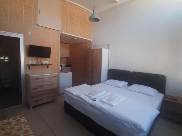 Yeşilyurt otel : photo 5 de la chambre chambre double ou lits jumeaux avec balcon