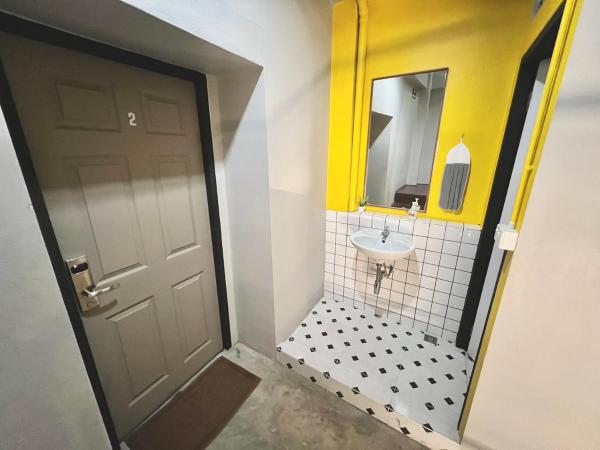 Bangpho Story : photo 7 de la chambre chambre double standard avec salle de bains commune