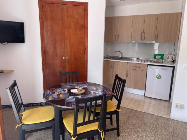 Apartamentos El Sol : photo 8 de la chambre appartement 1 chambre (2-4 adultes)