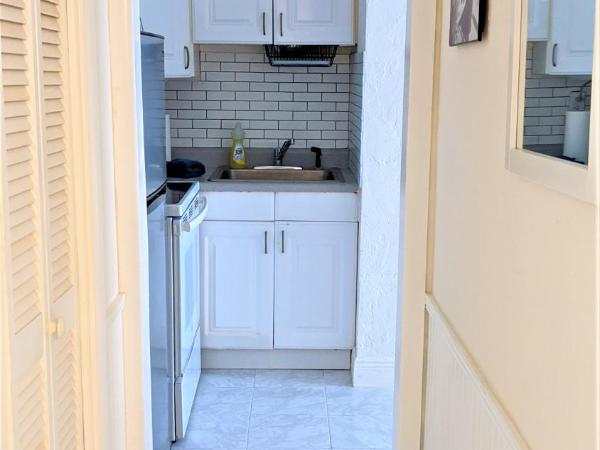 Manhattan Tower Apartment Hotel : photo 4 de la chambre garden villa 4 studio