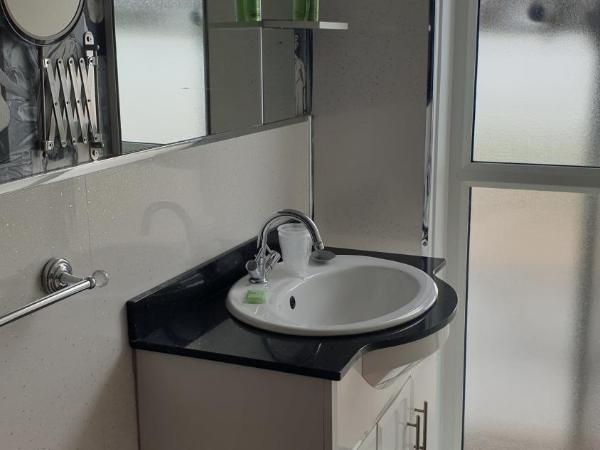 HOTEL242 : photo 4 de la chambre chambre double - vue sur mer