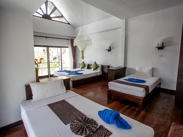 Phitharom PP Resort : photo 2 de la chambre chambre familiale