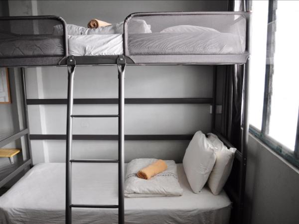 GRAYHAUS SOHO Ipoh : photo 1 de la chambre chambre lits jumeaux avec salle de bains privative