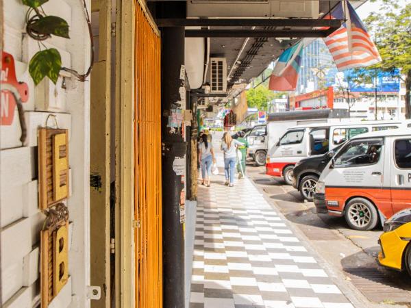 Escape Backpackers KK : photo 6 de la chambre lit dans dortoir mixte de 4 lits