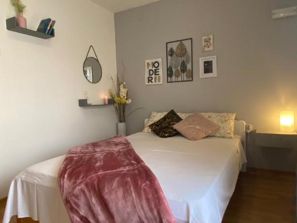Guest House Tonica : photo 1 de la chambre studio avec vue sur jardin