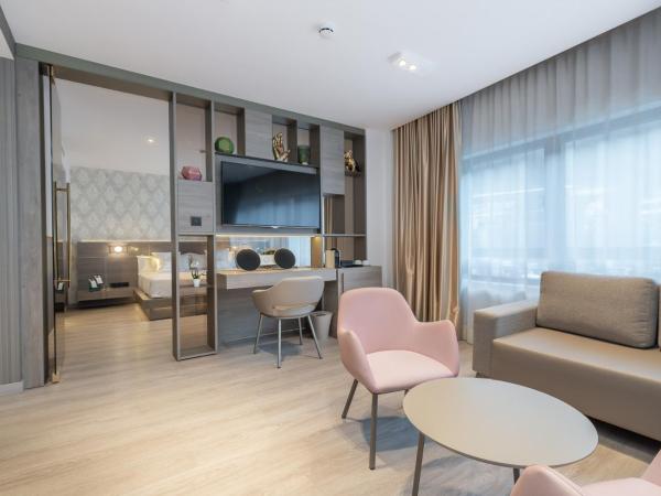 Grand Plaza Hotel & Wellness : photo 4 de la chambre suite