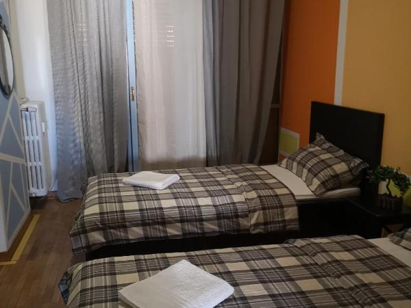 Firenze inn 21 Florence : photo 3 de la chambre chambre lits jumeaux avec salle de bains commune