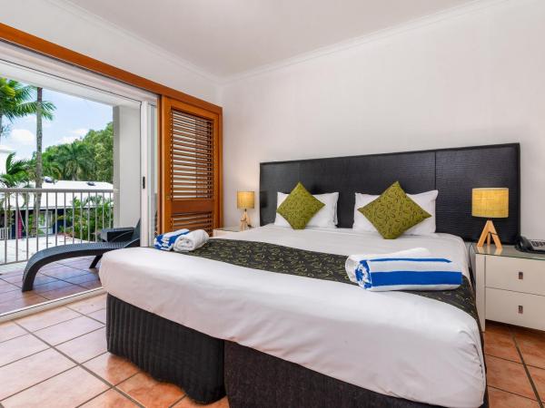 Paradise On The Beach Resort : photo 2 de la chambre pool view studio plus