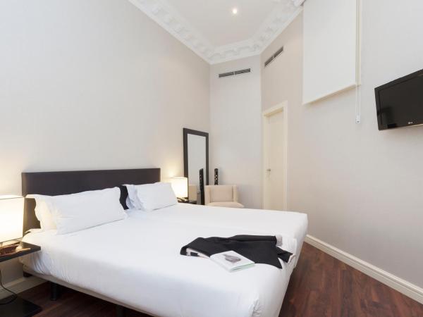 Hotel Sardinero Madrid : photo 2 de la chambre chambre double ou lits jumeaux standard
