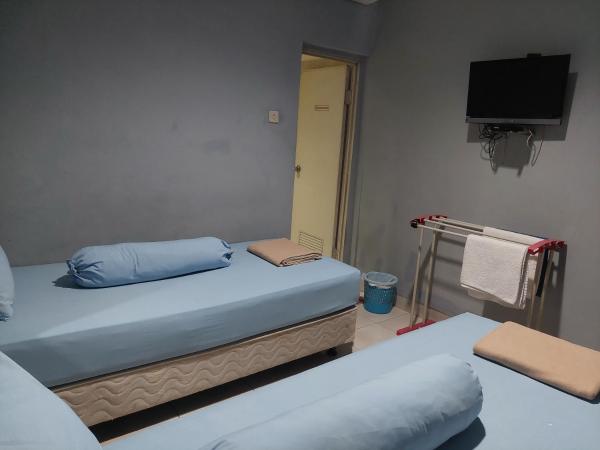 Pondok Seruni Kemanggisan Jakarta : photo 9 de la chambre chambre lits jumeaux standard