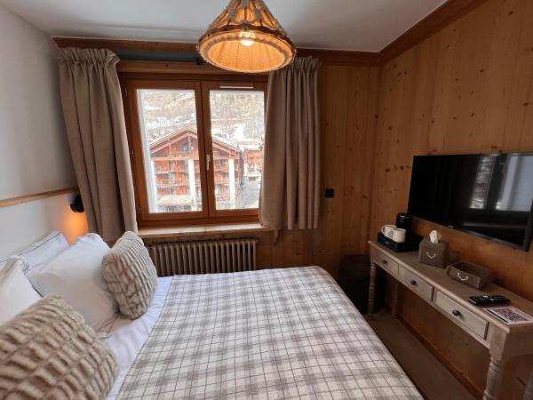 Everest Hotel : photo 5 de la chambre petite chambre double