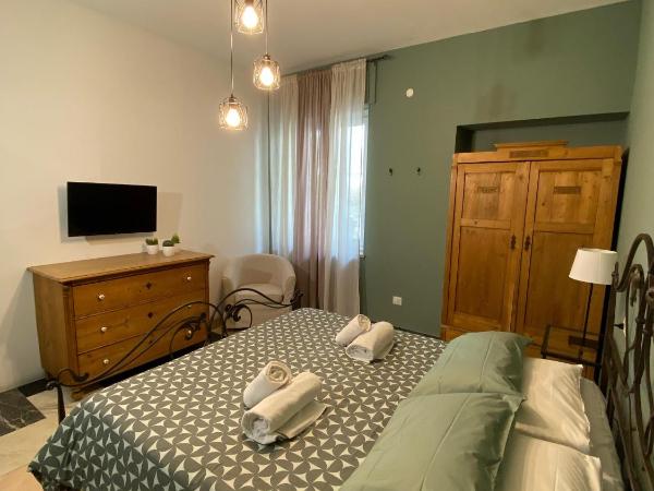 Delle Rose Rooms : photo 2 de la chambre chambre double avec salle de bains commune