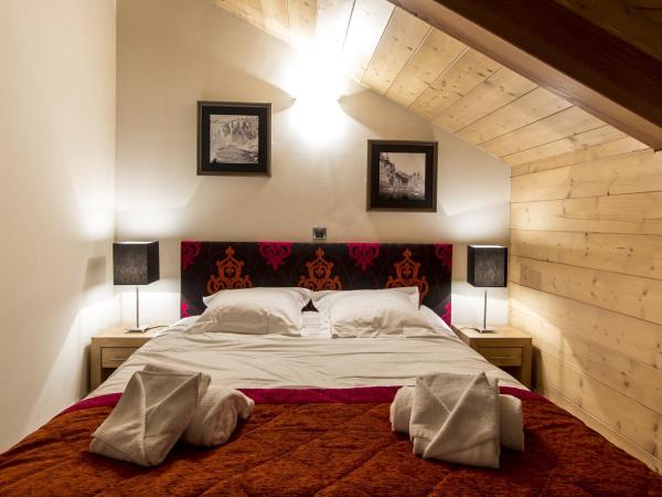 CGH Résidences & Spas Le Napoléon - 5-star boutique residence dec 24 : photo 5 de la chambre appartement 2 chambres avec balcon et accès au spa (6 adultes)