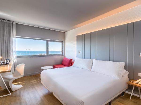 Occidental Atenea Mar - Adults Only : photo 2 de la chambre chambre double ou lits jumeaux supérieure - vue sur mer