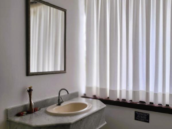 Pousada Casa do Catavento : photo 8 de la chambre suite double standard