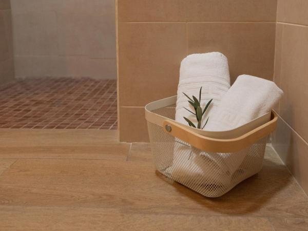 Hotel Roger de Flor by Seleqtta : photo 6 de la chambre suite junior avec terrasse