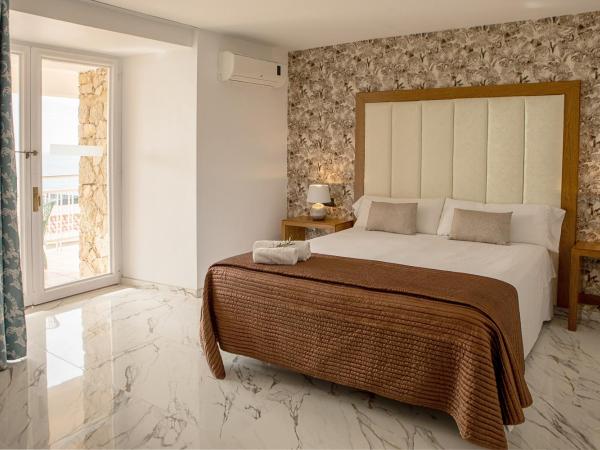 Hotel Roger de Flor by Seleqtta : photo 3 de la chambre chambre double - vue sur mer