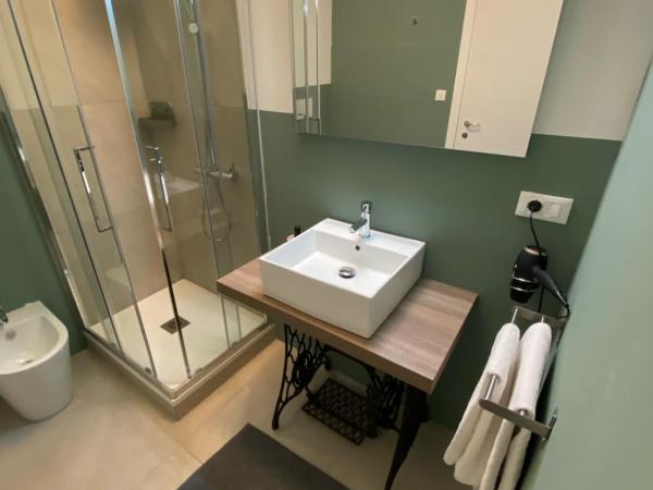 Delle Rose Rooms : photo 8 de la chambre chambre double avec salle de bains commune