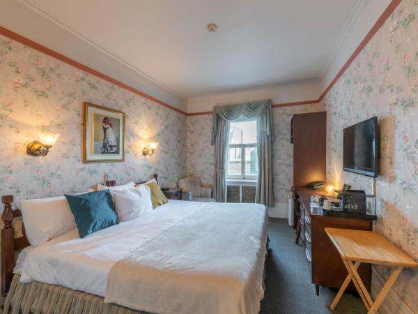 Le Chateau de Pierre : photo 8 de la chambre chambre standard lit queen-size