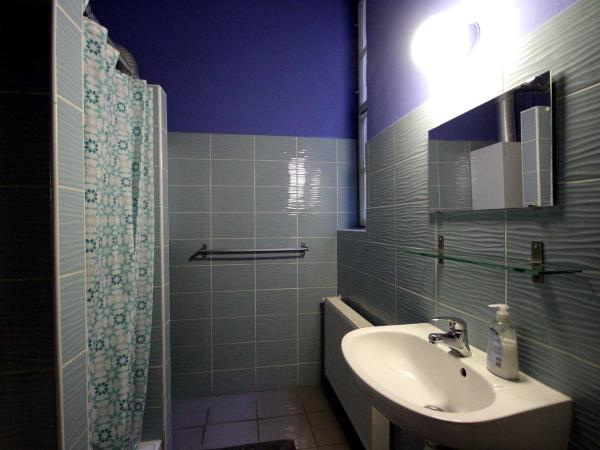 Nap Hostel Pécs : photo 1 de la chambre dortoir mixte de 6 lits