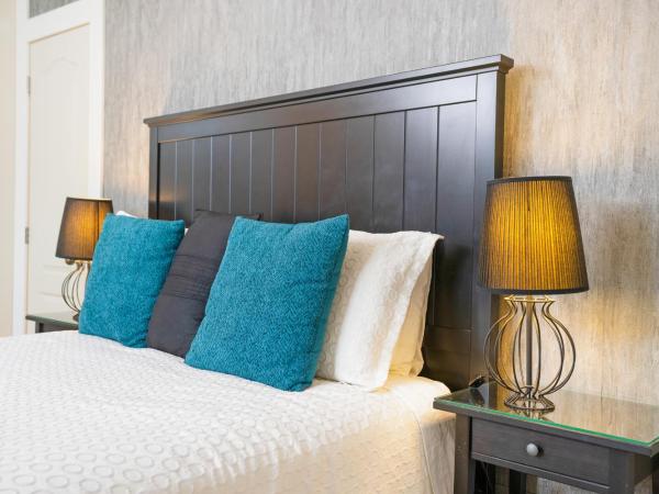 Accueil Chez Francois : photo 8 de la chambre chambre double ou lits jumeaux deluxe – vue sur jardin