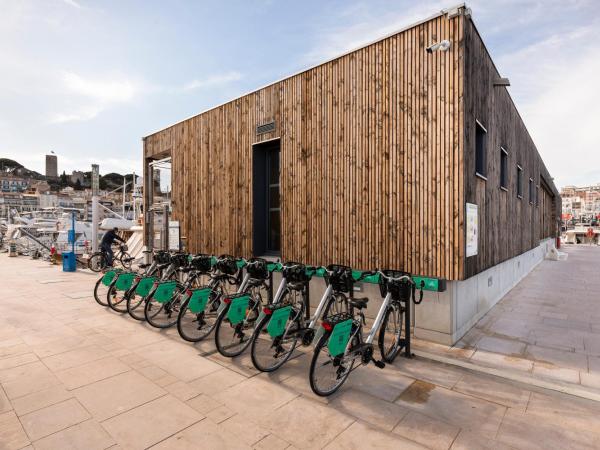 Voilier Luxe Face au Palais : photo 6 de la chambre mobile home