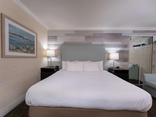 Prestige Beach House, WorldHotels Crafted : photo 2 de la chambre chambre lit king-size avec balcon