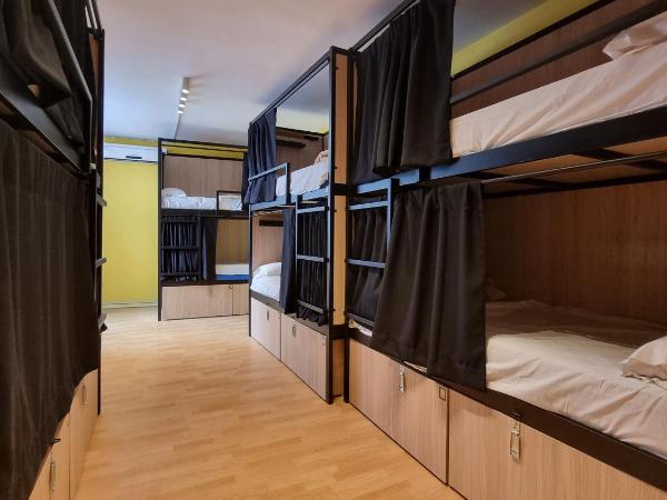 Onefam Les Corts : photo 1 de la chambre lit dans dortoir mixte de 10 lits