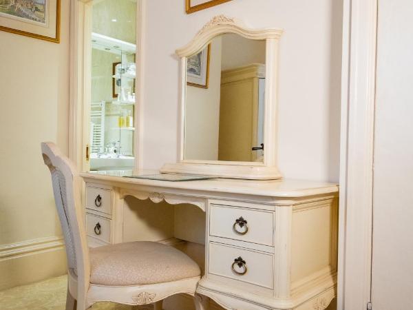 Barbican House : photo 6 de la chambre chambre lit king-size