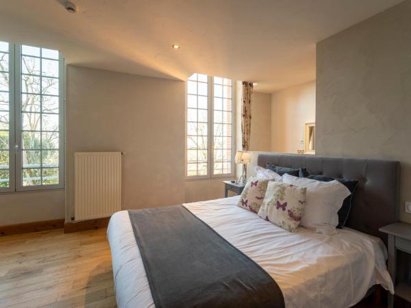 Château de Loubéjac : photo 5 de la chambre chambre familiale supérieure