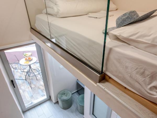 Mitos mini suites : photo 10 de la chambre chambre double avec terrasse