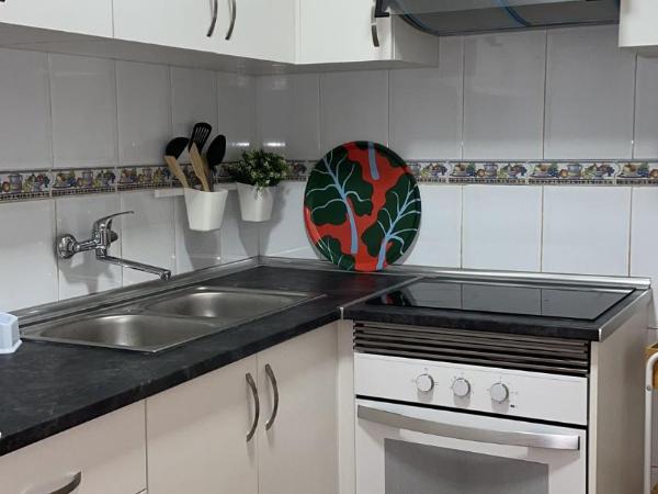 Valencia Centro andando y Playa malvarrosa tranvía : photo 5 de la chambre appartement 3 chambres