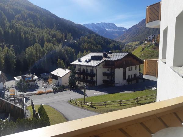 Appartements Garni Alpin Live : photo 10 de la chambre studio avec balcon 