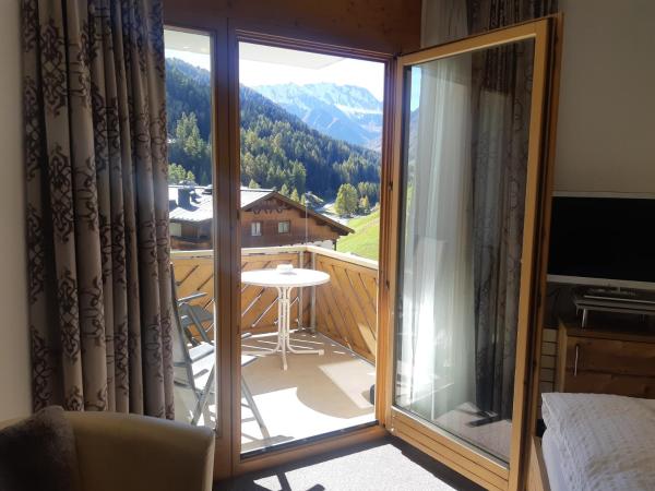 Appartements Garni Alpin Live : photo 10 de la chambre studio - vue sur montagne