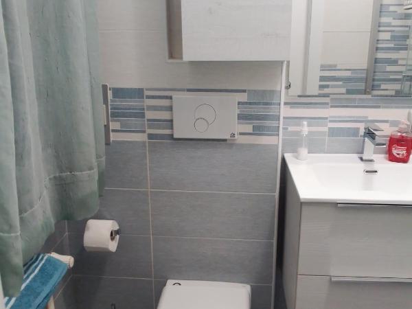 Gigli, rooms con cucina in comune e terrazza : photo 1 de la chambre chambre lit king-size - vue sur jardin