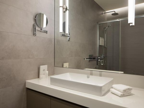 Marriott Executive Apartments Istanbul Fulya : photo 6 de la chambre appartement 2 chambres plus spacieux avec balcon - vue sur ville