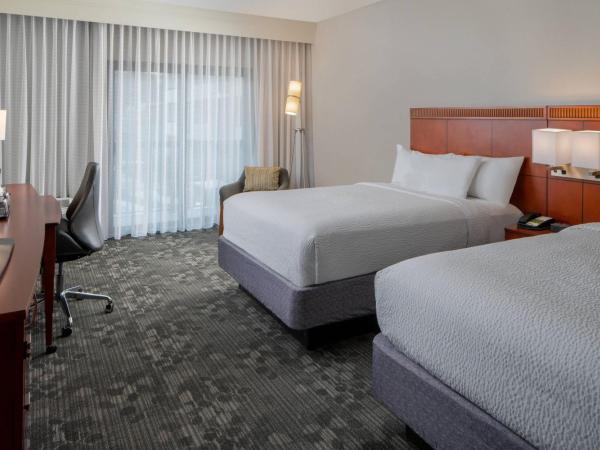 Courtyard by Marriott Nashville Airport : photo 1 de la chambre chambre double avec 2 lits doubles