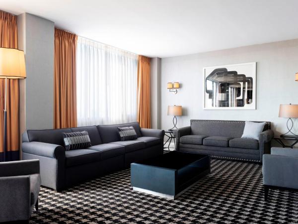 Le Méridien Charlotte : photo 3 de la chambre presidential suite, 1 king, top floor